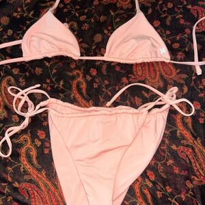 hurley light orange bikini 🥵